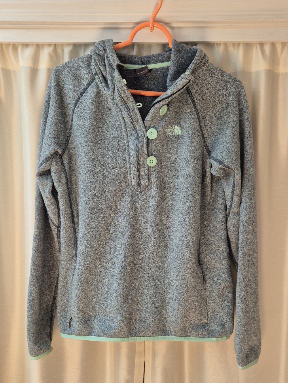 The North Face Women's Gray Fleece Henley Pullover with Mint Accents